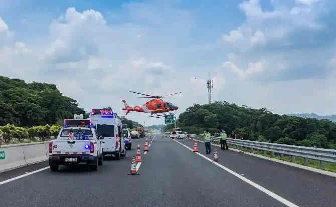 阿图什高速公路汽车救援案例