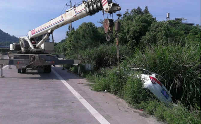 阿图什重载吊车救援